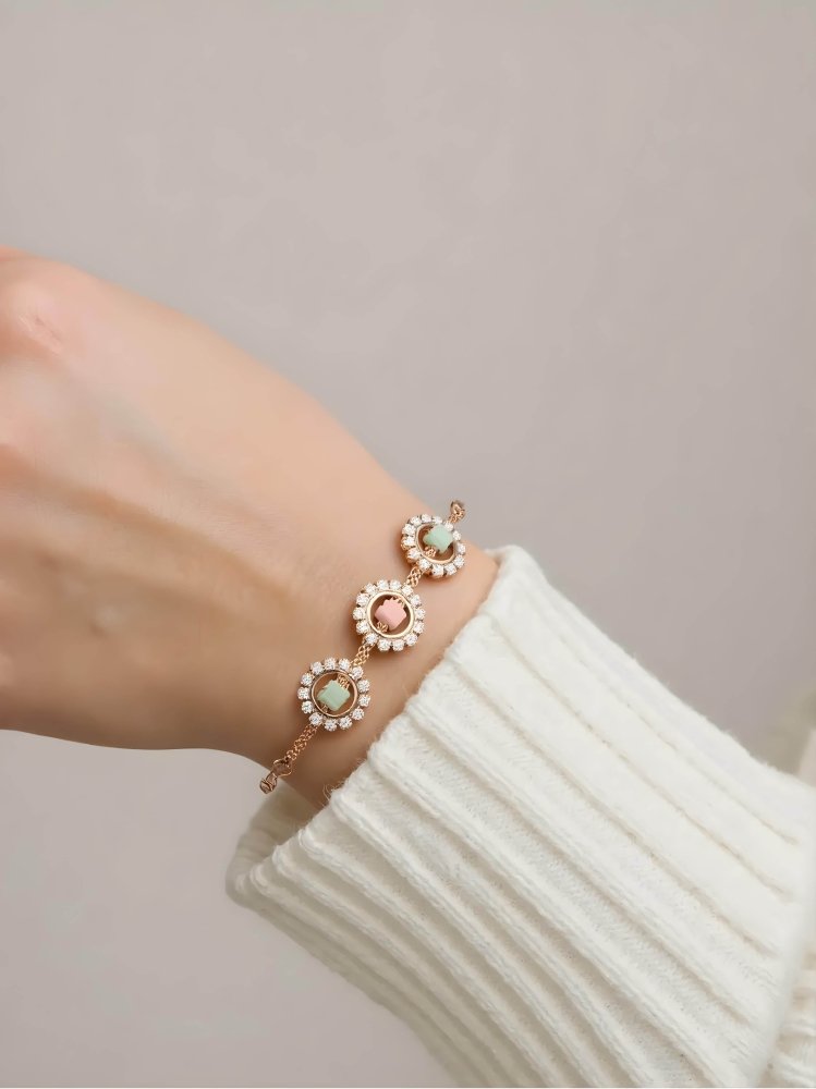 Women's Bracelet - BeMine